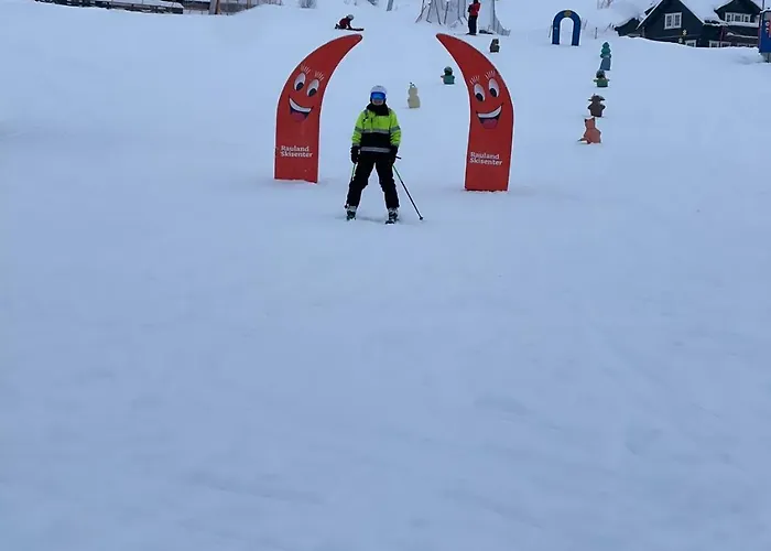 Hytta Pa بيت للعطل Oyfjell